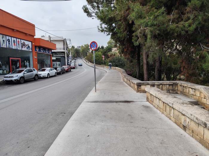 Πεζοδρόμιο-χωρίς-εμπόδια-Λεωφόρος-Ικάρου-Ηρακλείου-3